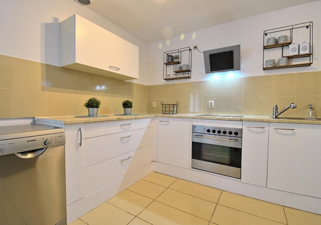 Apartament Plazowy Ukiel ออลชติน ภายนอก รูปภาพ